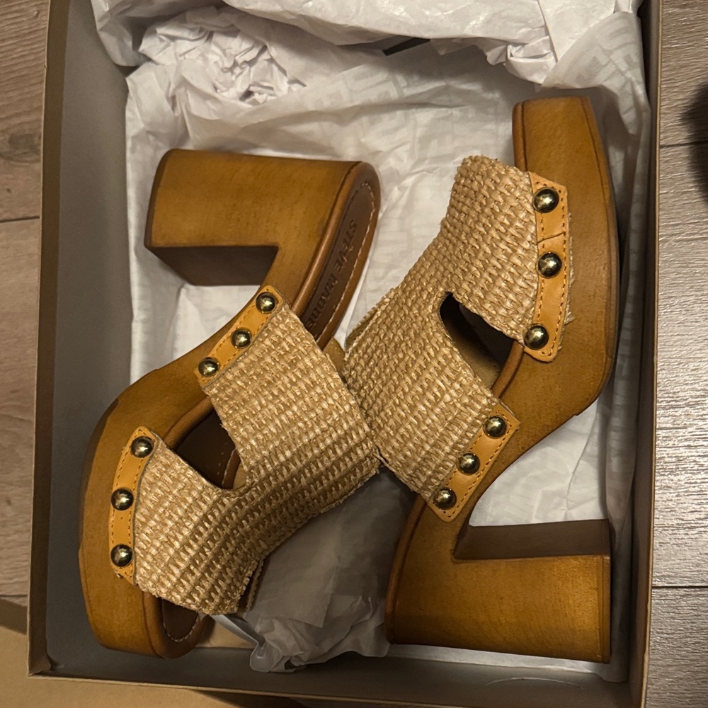 Steve Madden Tan and Cream Woven Mules - Raffia Sunkissed